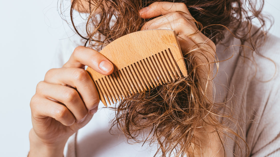 Why Does Your Hair Get Tangled? The Culprits and Solutions